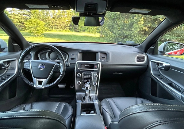 Volvo S60 cena 78000 przebieg: 226320, rok produkcji 2015 z Trzciel małe 121